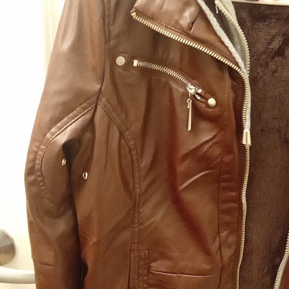 Jacket - Picture 2 of 7